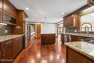 5808 Devon Cir, Raleigh, NC 27604 - Photo 12
