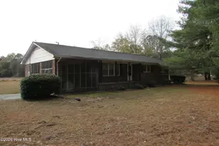 8401 Boykin Bridge Rd, Clinton, NC 28328 - Photo 4