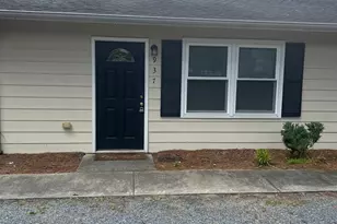 937 N Ashe St, Southern Pines, NC 28387 - Photo 1