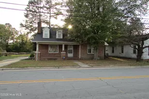 803 McKoy St, Clinton, NC 28328 - Photo 2