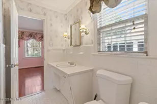615 W Main St, Mount Olive, NC 28365 - Photo 12