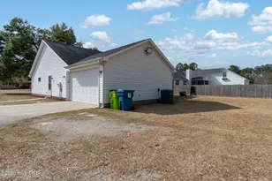 321 Barbara Dr, New Bern, NC 28562 - Photo 38