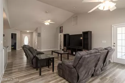 321 Barbara Drive, New Bern, NC 28562 - Photo 12