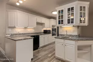 321 Barbara Dr, New Bern, NC 28562 - Photo 16
