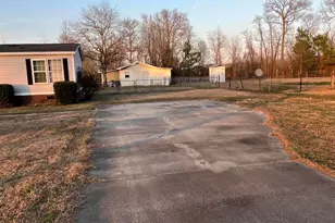 1138 Saulston Rd, Goldsboro, NC 27534 - Photo 8