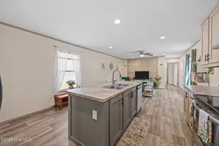 728 James St, Hubert, NC 28539 - Photo 12