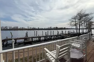 103 Continental Dr, Elizabeth City, NC 27909 - Photo 4