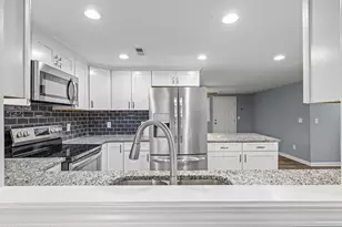 204 Fifth Ave, Jacksonville, NC 28546 - Photo 14