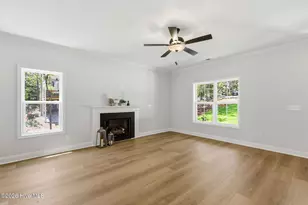 104 Tiverton Ct, Seven Lakes, NC 27376 - Photo 10