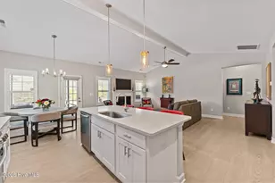 207 Rough Rdg Trl, Aberdeen, NC 28315 - Photo 14