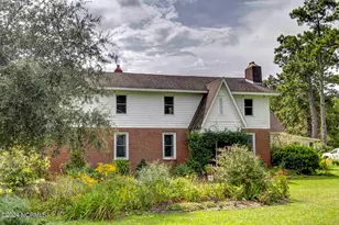 264 Main St, Swanquarter, NC 27885 - Photo 10