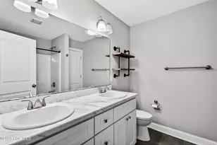604 Sonata Ct, Richlands, NC 28574 - Photo 14
