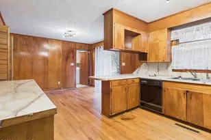 550 N Leak St, Southern Pines, NC 28387 - Photo 10