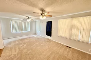 4146 E Pine St, Farmville, NC 27828 - Photo 2