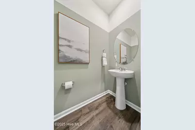 307 Sailors Way, Elizabeth City, NC 27909 - Photo 4