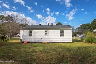 2229 St Andrew St, Tarboro, NC 27886 - Photo 6