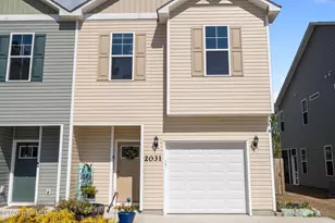 2031 Folkstone Woods Ln, Holly Ridge, NC 28445 - Photo 2