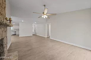 707 Plantation Dr, New Bern, NC 28562 - Photo 8