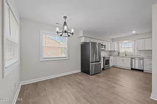 707 Plantation Dr, New Bern, NC 28562 - Photo 10