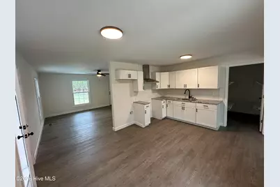 11140 Barnes Bridge Road, Laurinburg, NC 28352 - Photo 2
