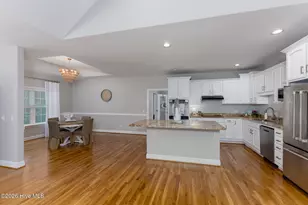 205 E Loon Ct, Hampstead, NC 28443 - Photo 10
