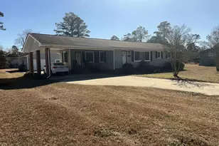 215 Nunn St, Havelock, NC 28532 - Photo 4