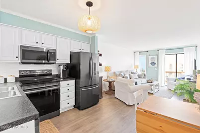275 W First Street # 2i, Ocean Isle Beach, NC 28469 - Photo 10