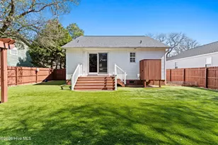 107 NW 16th St, Oak Island, NC 28465 - Photo 34