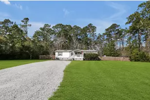 132 Holiday Dr, Hampstead, NC 28443 - Photo 2
