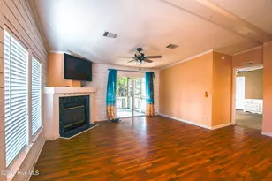 118 Woodland Dr, Swansboro, NC 28584 - Photo 2