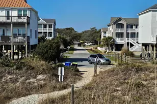 121 NE 75th St, Oak Island, NC 28465 - Photo 4