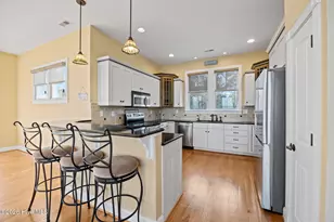 486 Sandy Point Dr, Beaufort, NC 28516 - Photo 10