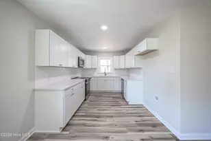 411 Lafayette St, Clinton, NC 28328 - Photo 4