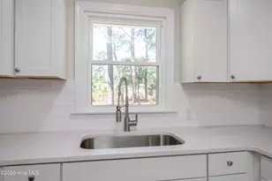 411 Lafayette St, Clinton, NC 28328 - Photo 6