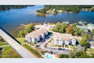 300 Midyette Street #B5, Oriental, NC 28571 - Photo 1