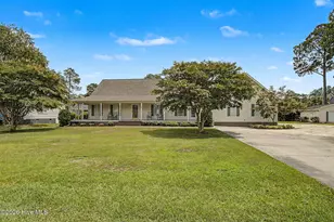 76 Wrexham Pl, Elizabethtown, NC 28337 - Photo 1