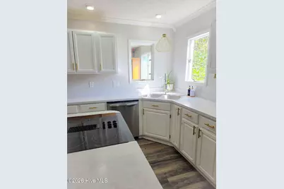 1121 Barkentine Drive, New Bern, NC 28560 - Photo 14