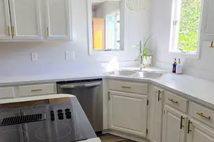 1121 Barkentine Dr, New Bern, NC 28560 - Photo 14