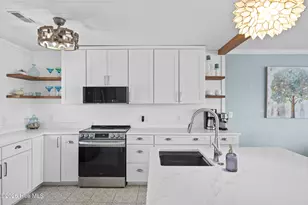 923 Canal Dr, Carolina Beach, NC 28428 - Photo 26