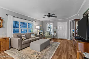 212 NE 33rd St, Oak Island, NC 28465 - Photo 4