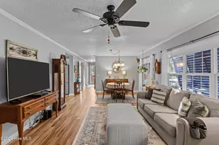 212 NE 33rd St, Oak Island, NC 28465 - Photo 6