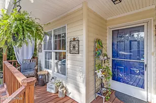 212 NE 33rd St, Oak Island, NC 28465 - Photo 28