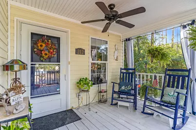 212 NE 33rd Street, Oak Island, NC 28465 - Photo 2