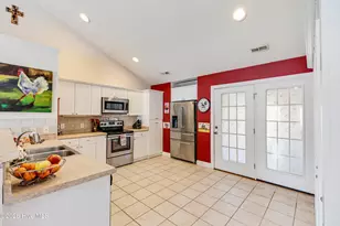2605 E Boiling Spring Rd, Southport, NC 28461 - Photo 8