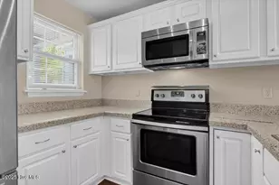 5022 Lamppost Cir, Wilmington, NC 28403 - Photo 4