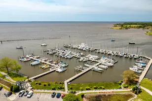 516 S Water St, Oriental, NC 28571 - Photo 2