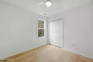706 W Hayes St, Burgaw, NC 28425 - Photo 22