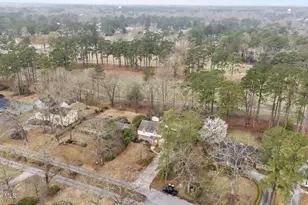 327 Plantation Dr, New Bern, NC 28562 - Photo 44