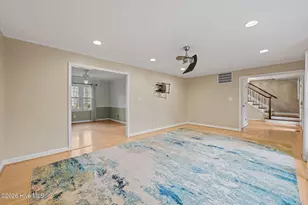 327 Plantation Dr, New Bern, NC 28562 - Photo 14