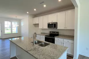 1413 Goldsboro Ave, Sanford, NC 27330 - Photo 2